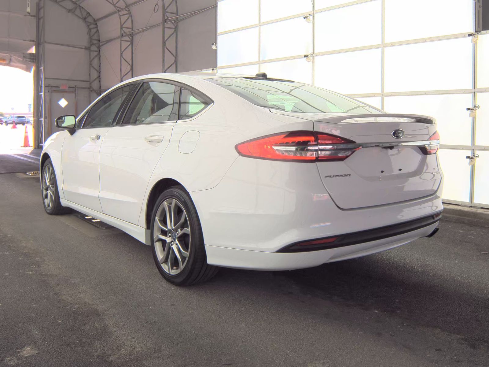 FORD FUSION - 9