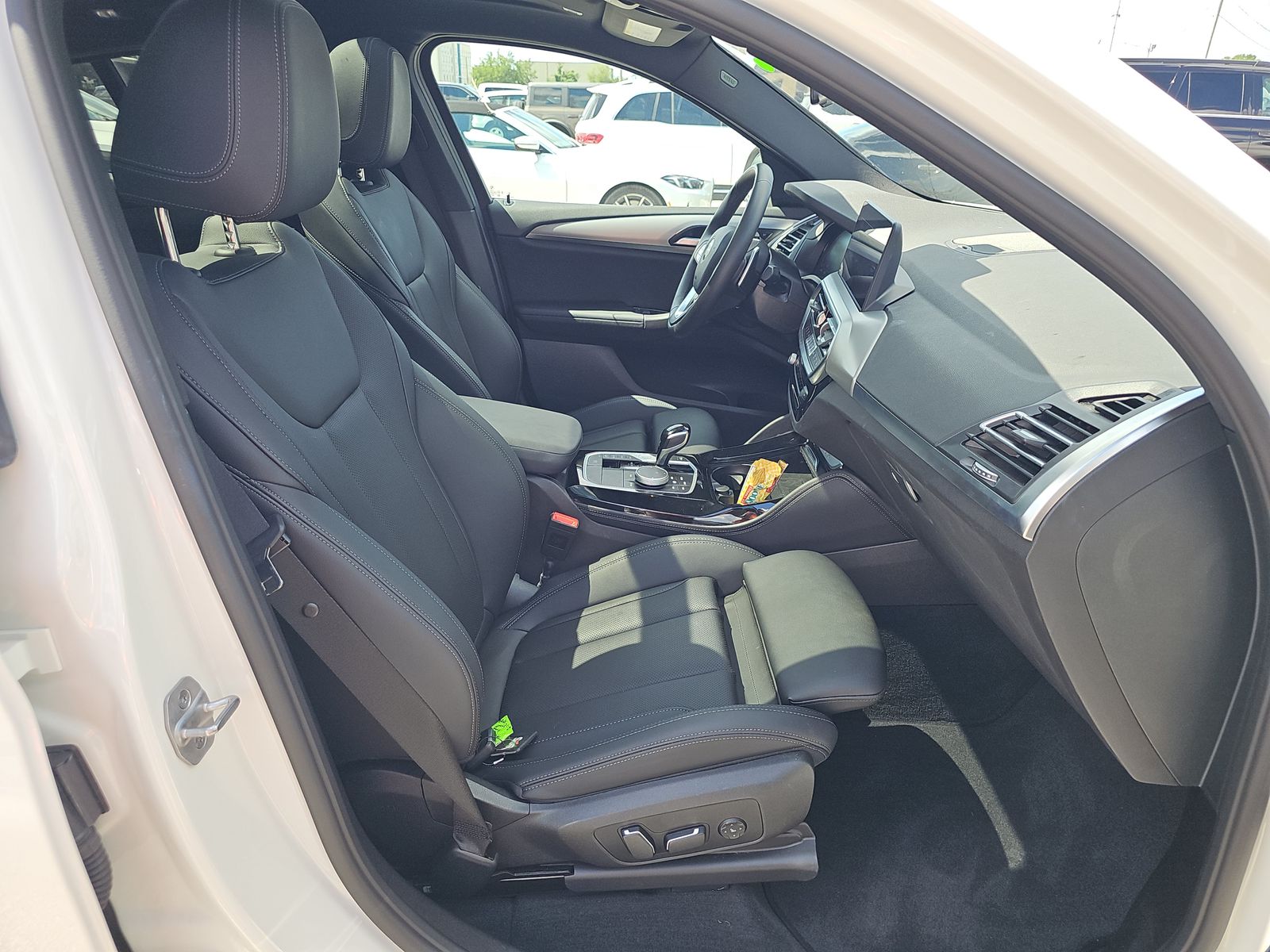 2025 BMW X4 xDrive30i AWD