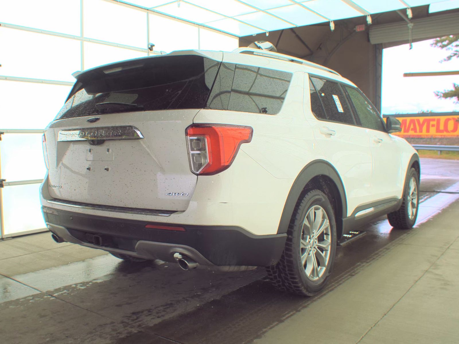 FORD EXPLORER - 6