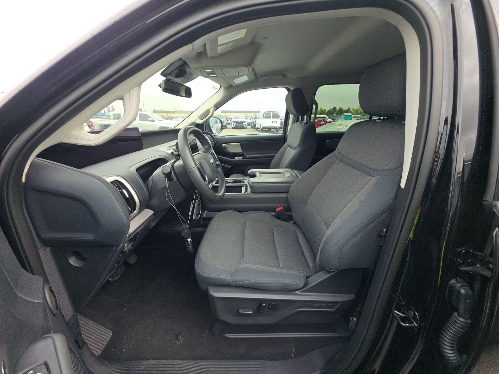 FORD EXPEDITION - 8