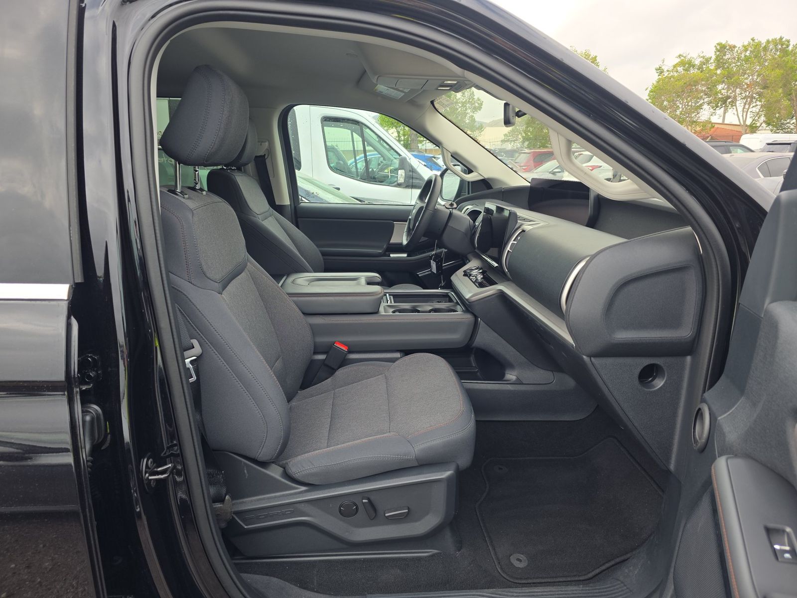 FORD EXPEDITION - 9