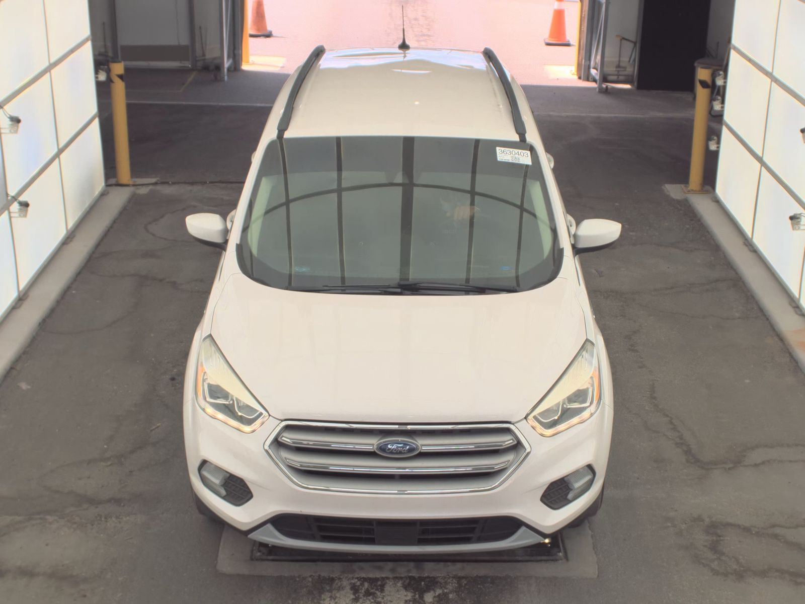 FORD ESCAPE - 3