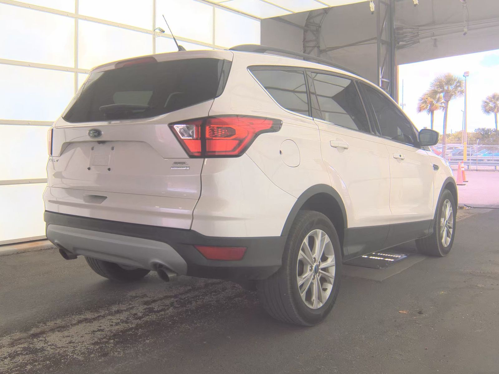 FORD ESCAPE - 6