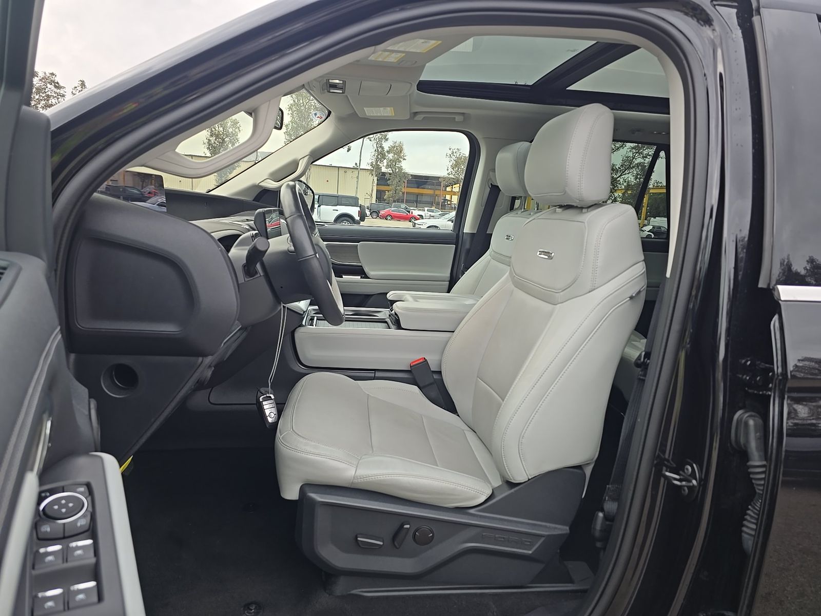 FORD EXPEDITION MAX - 8