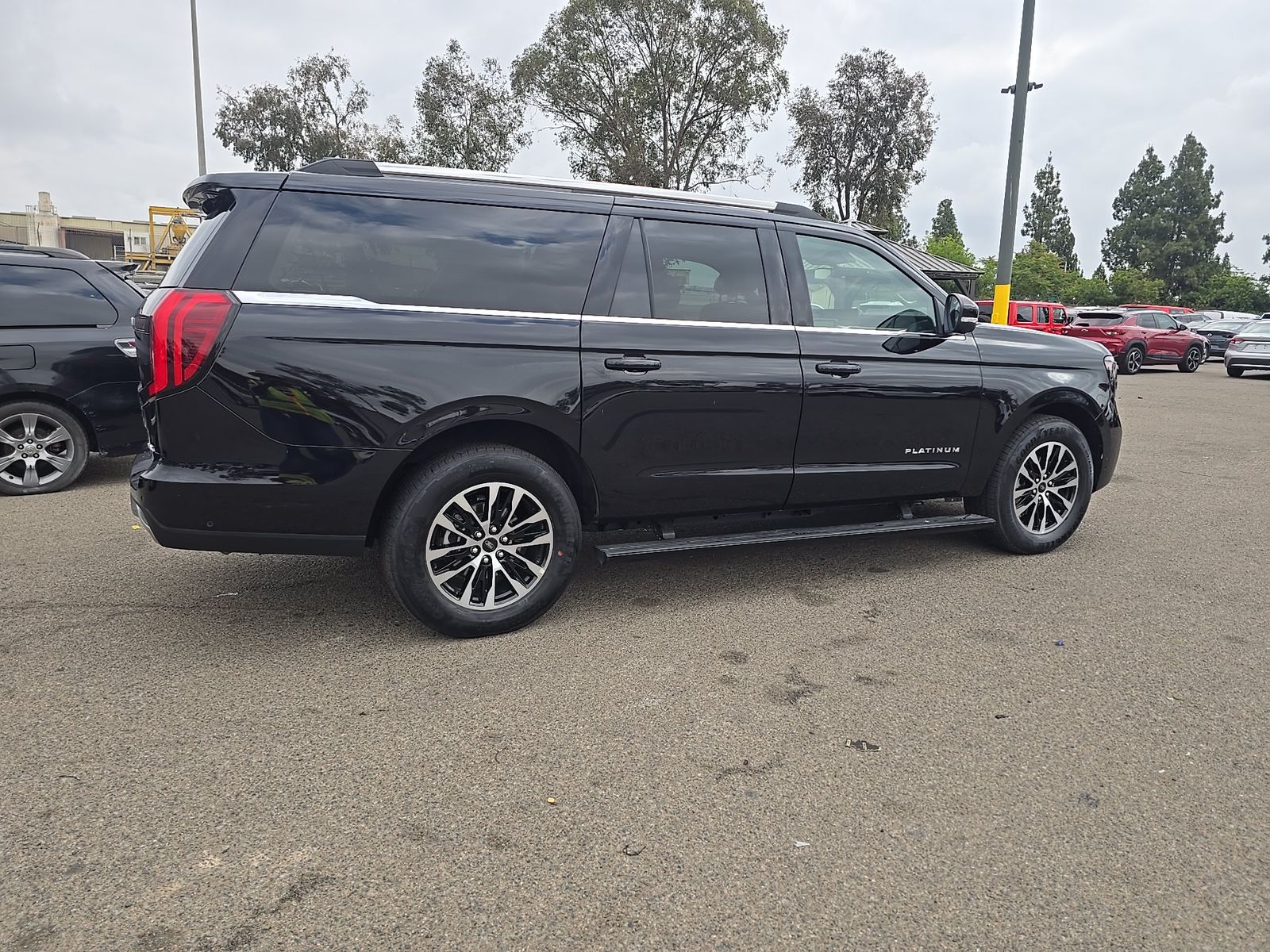 FORD EXPEDITION MAX - 5