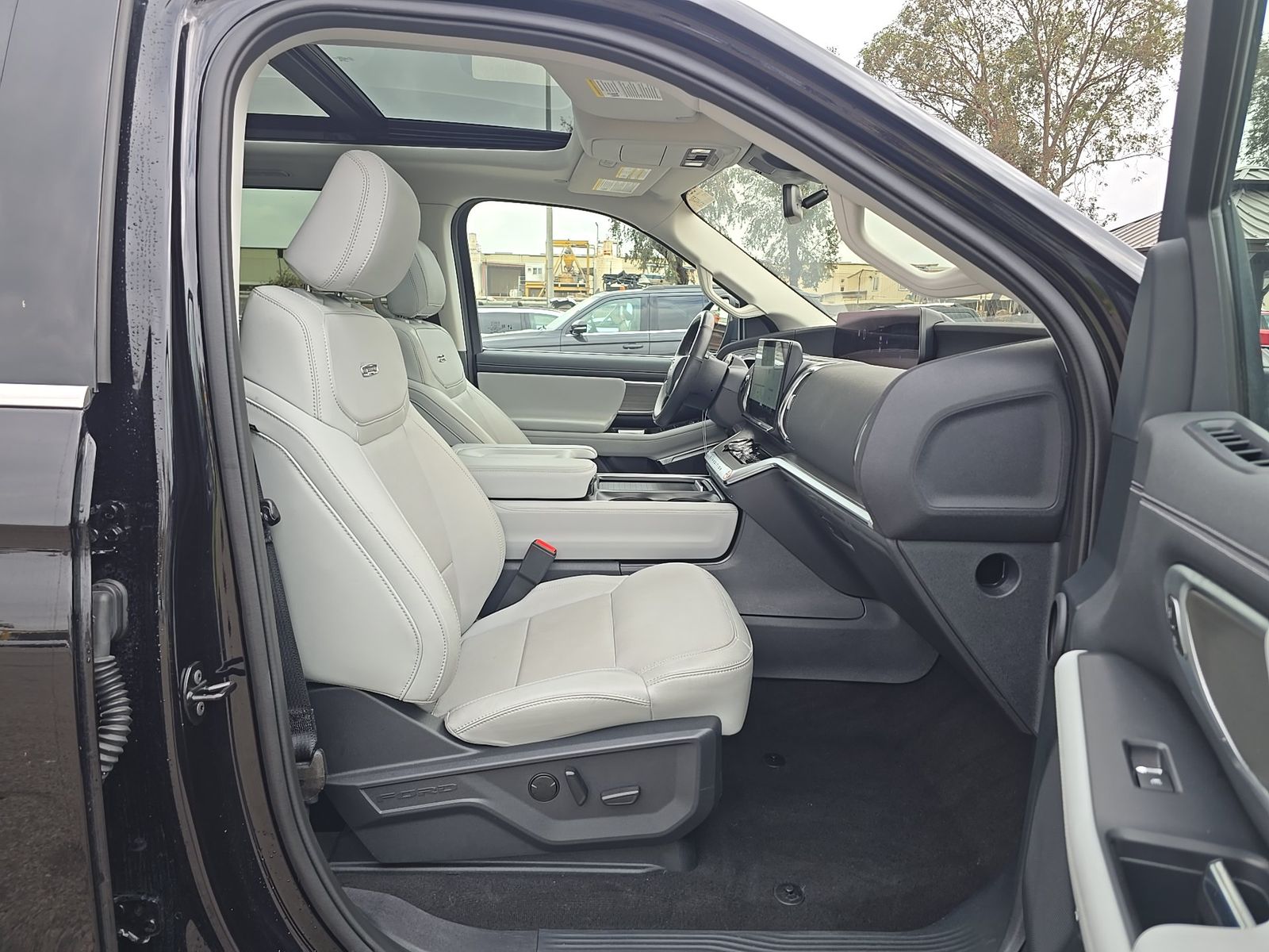 FORD EXPEDITION MAX - 9