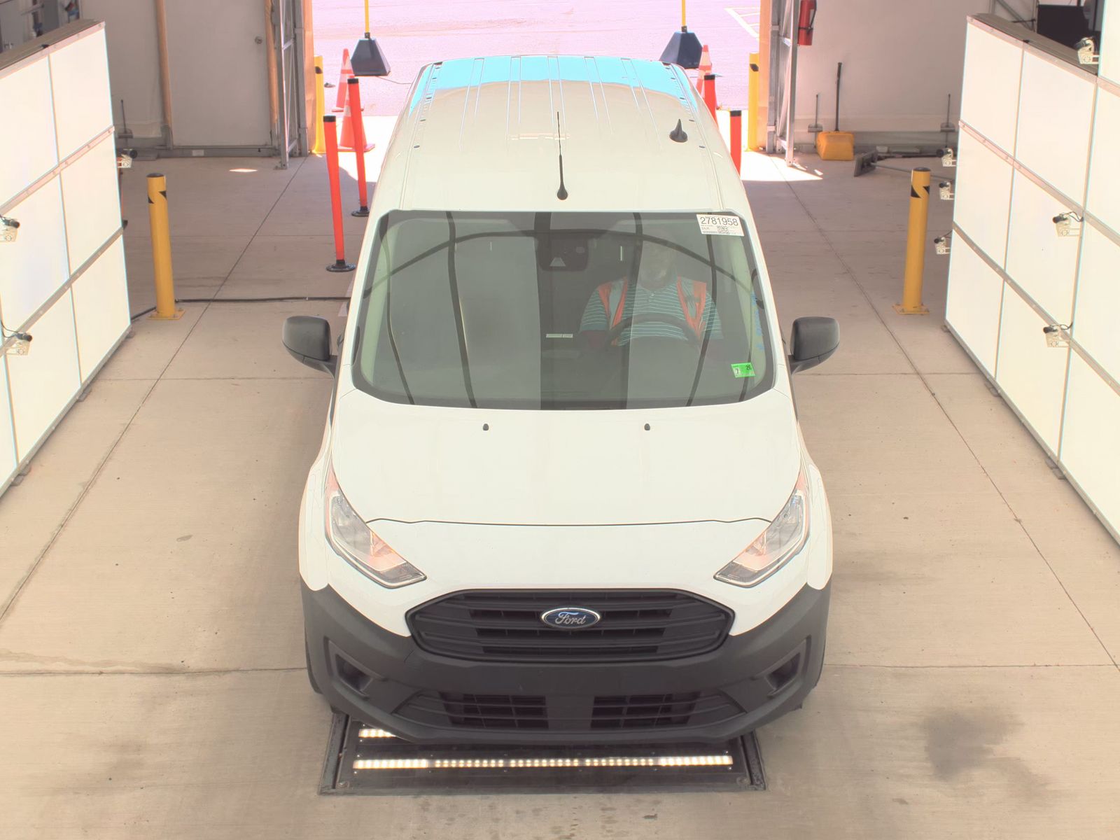 FORD TRANSIT CONNECT - 3