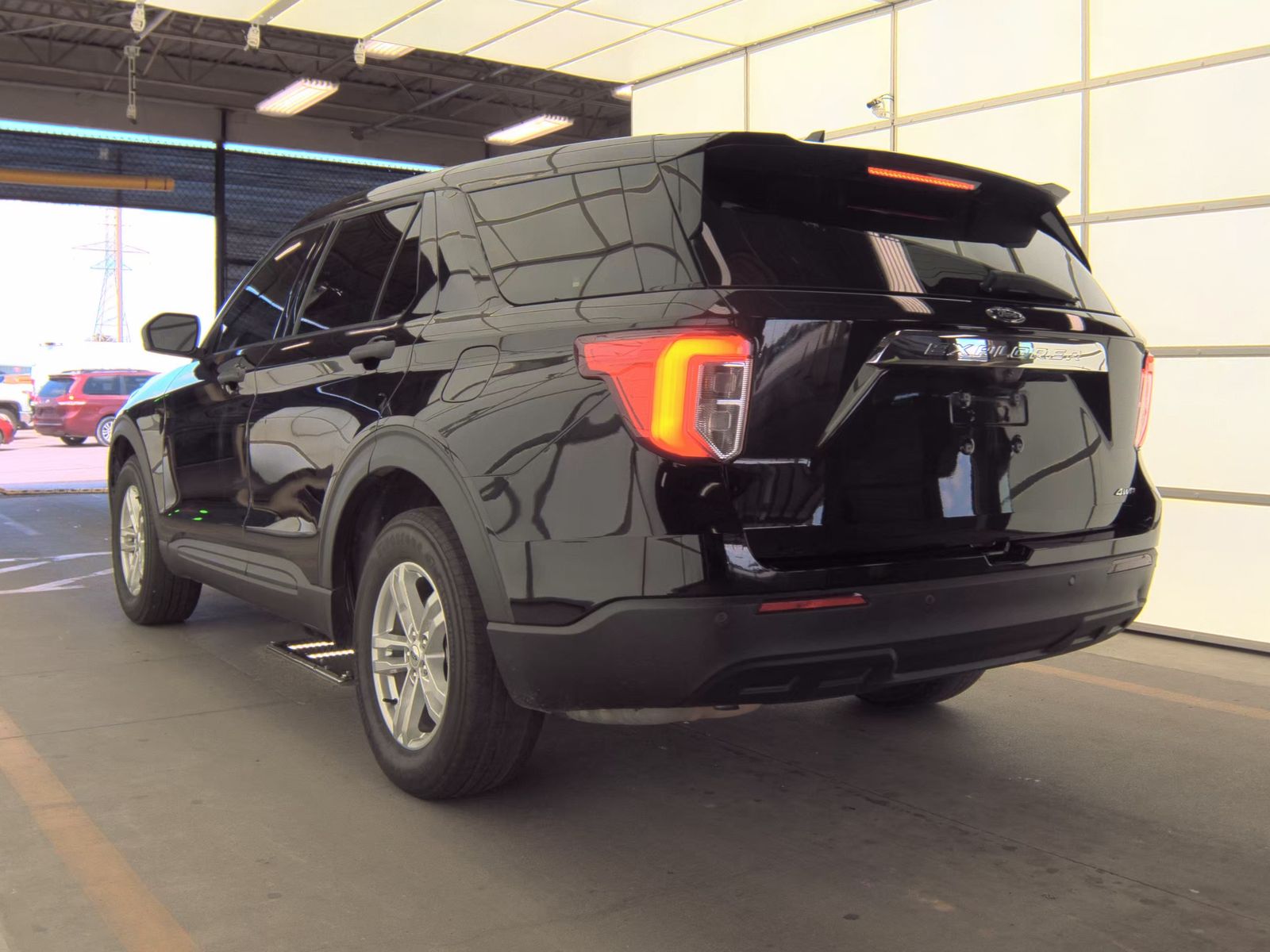 FORD EXPLORER - 9