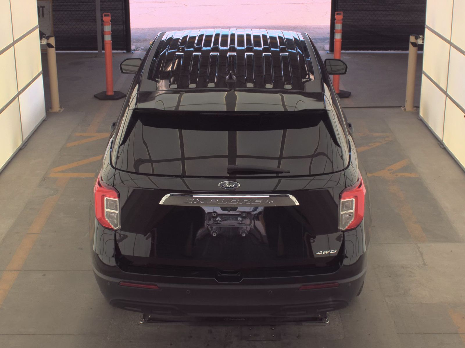 FORD EXPLORER - 7