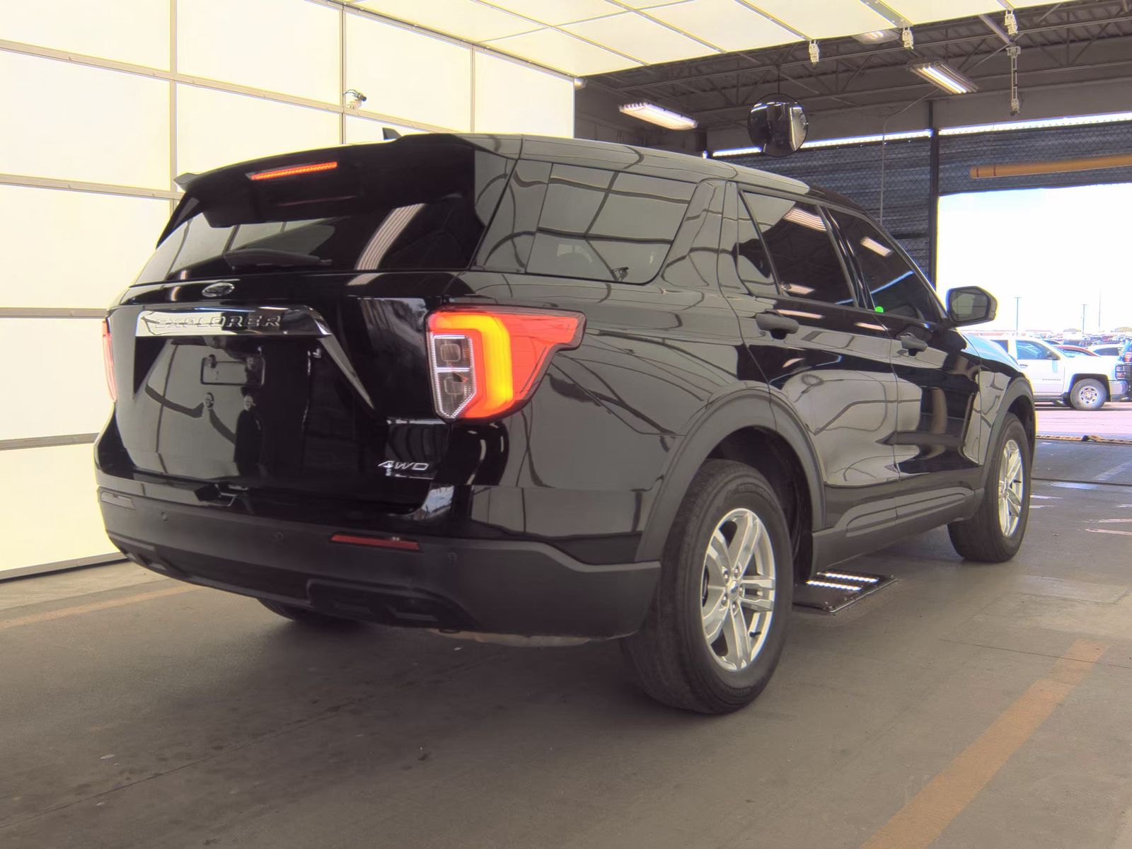 FORD EXPLORER - 6