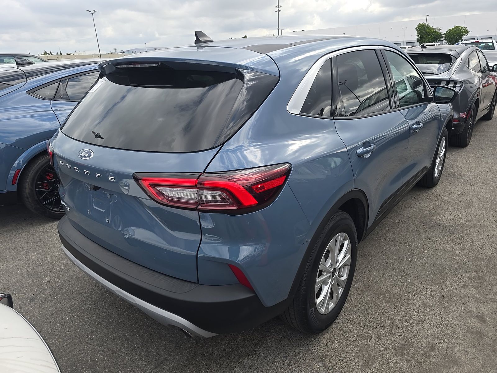 FORD ESCAPE - 5