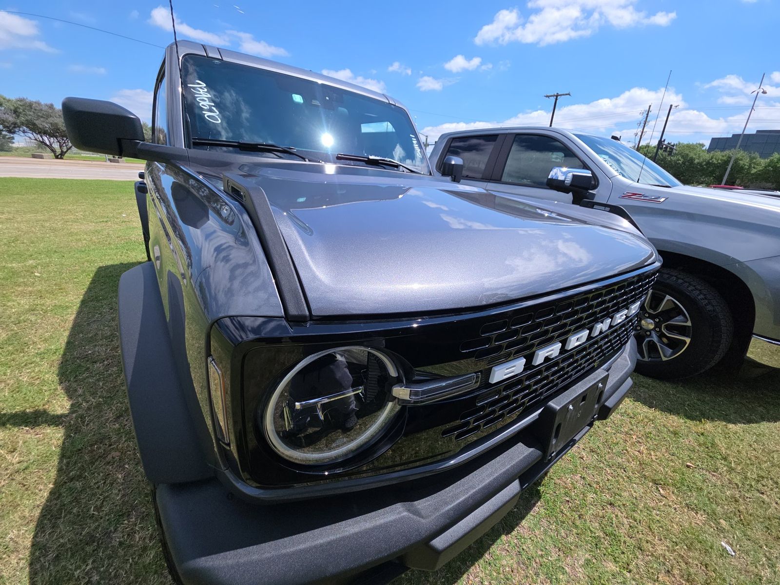 FORD BRONCO - 4