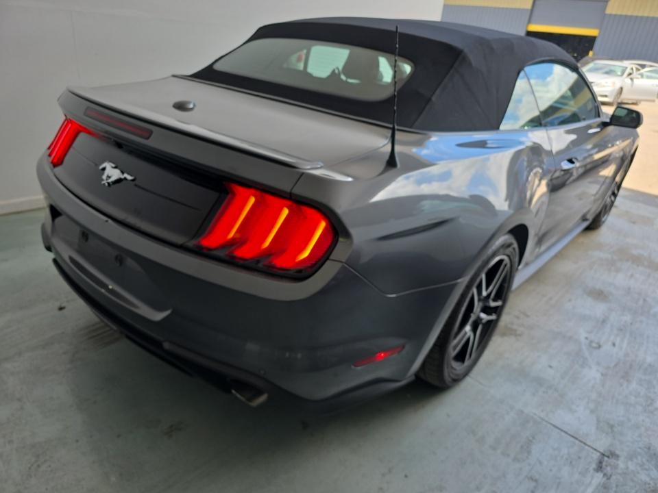 FORD MUSTANG - 5