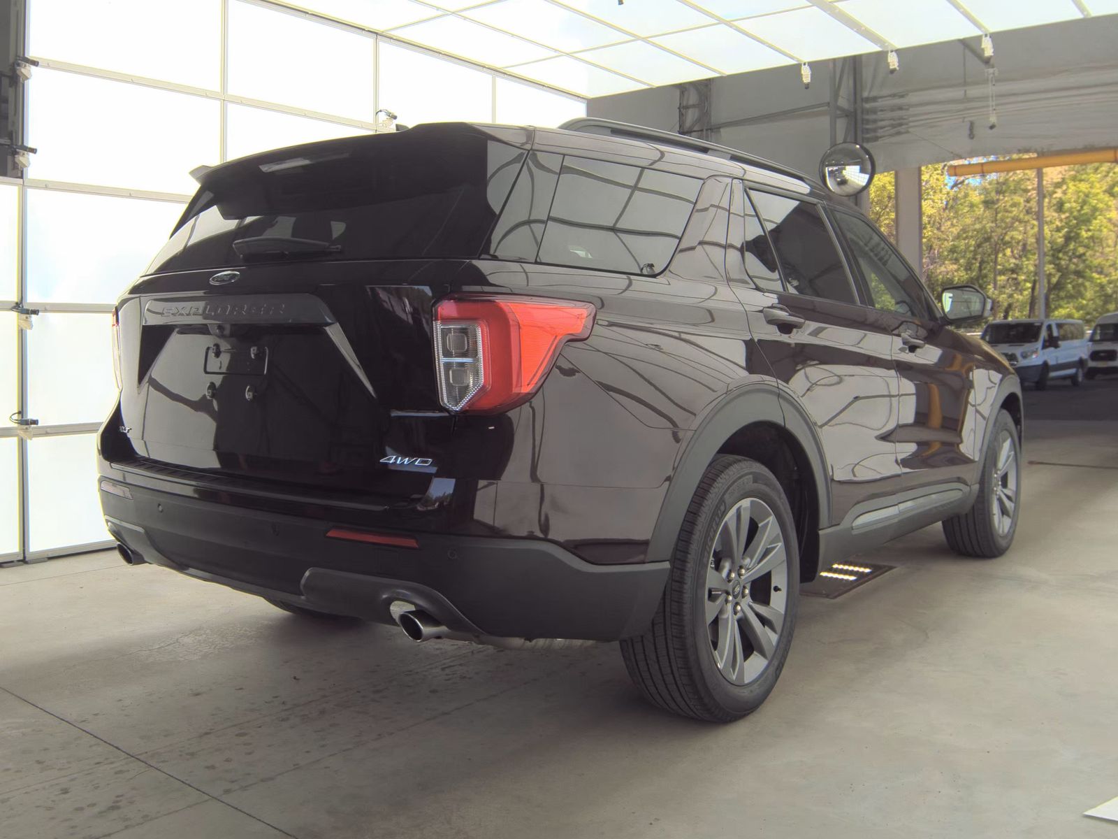 FORD EXPLORER - 6