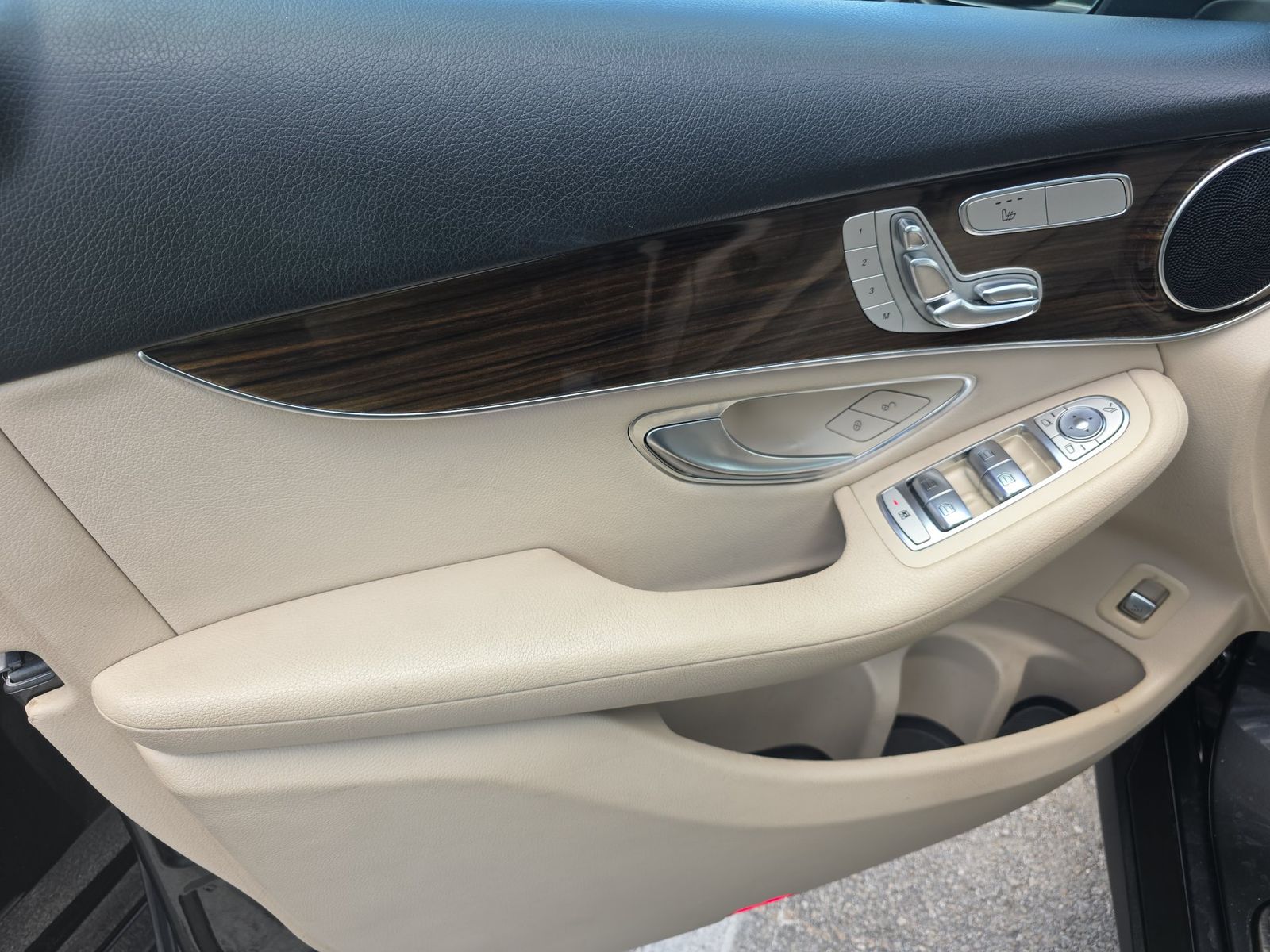 2020 Mercedes-Benz GLC GLC 300 RWD