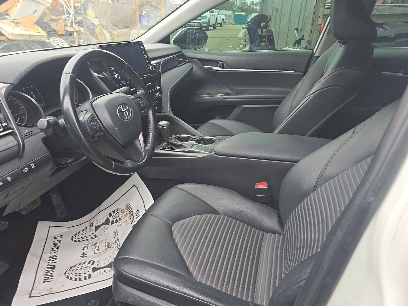 TOYOTA CAMRY - 8