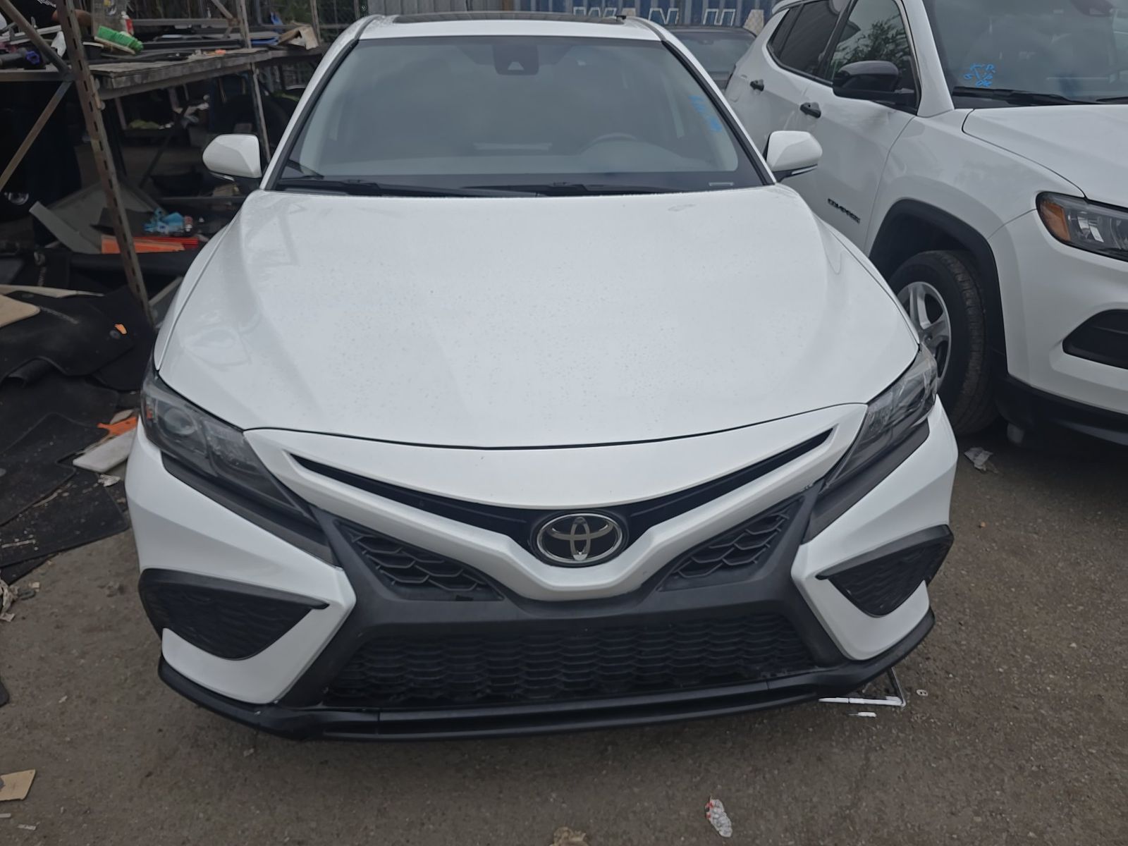 TOYOTA CAMRY - 3