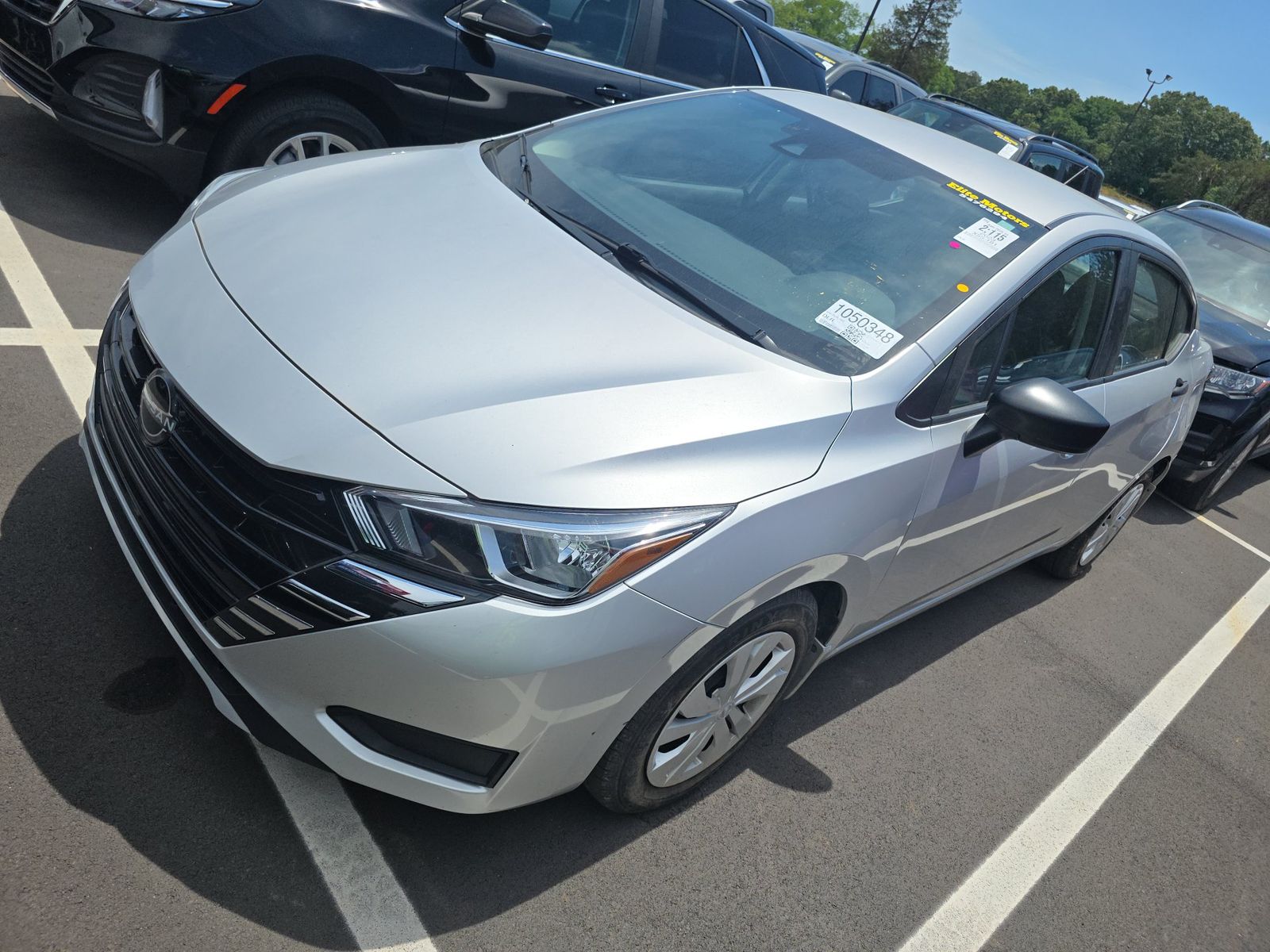 NISSAN VERSA - 1