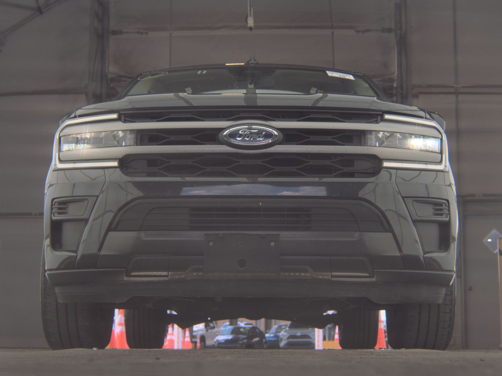 FORD EXPEDITION MAX - 4
