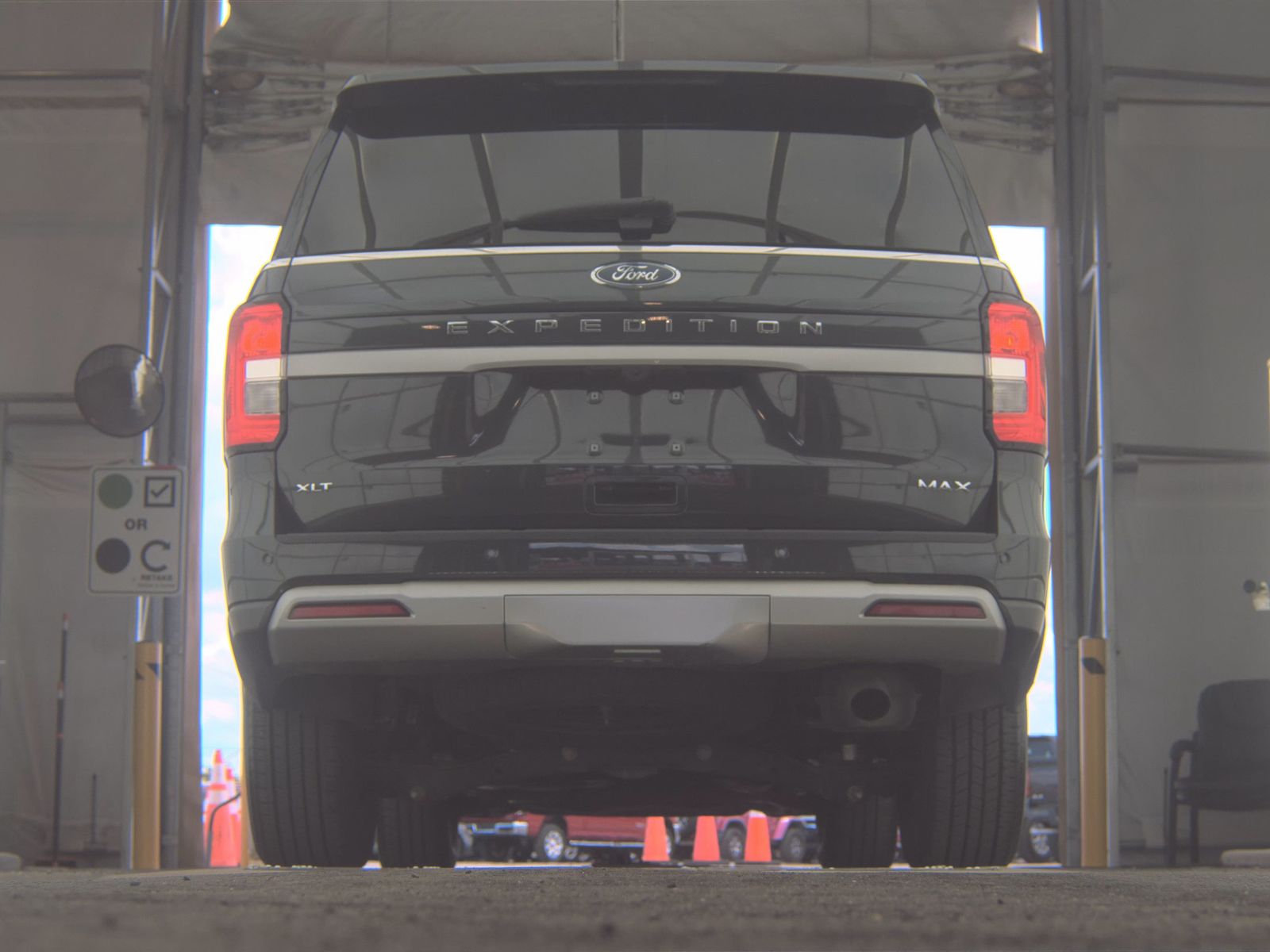 FORD EXPEDITION MAX - 8