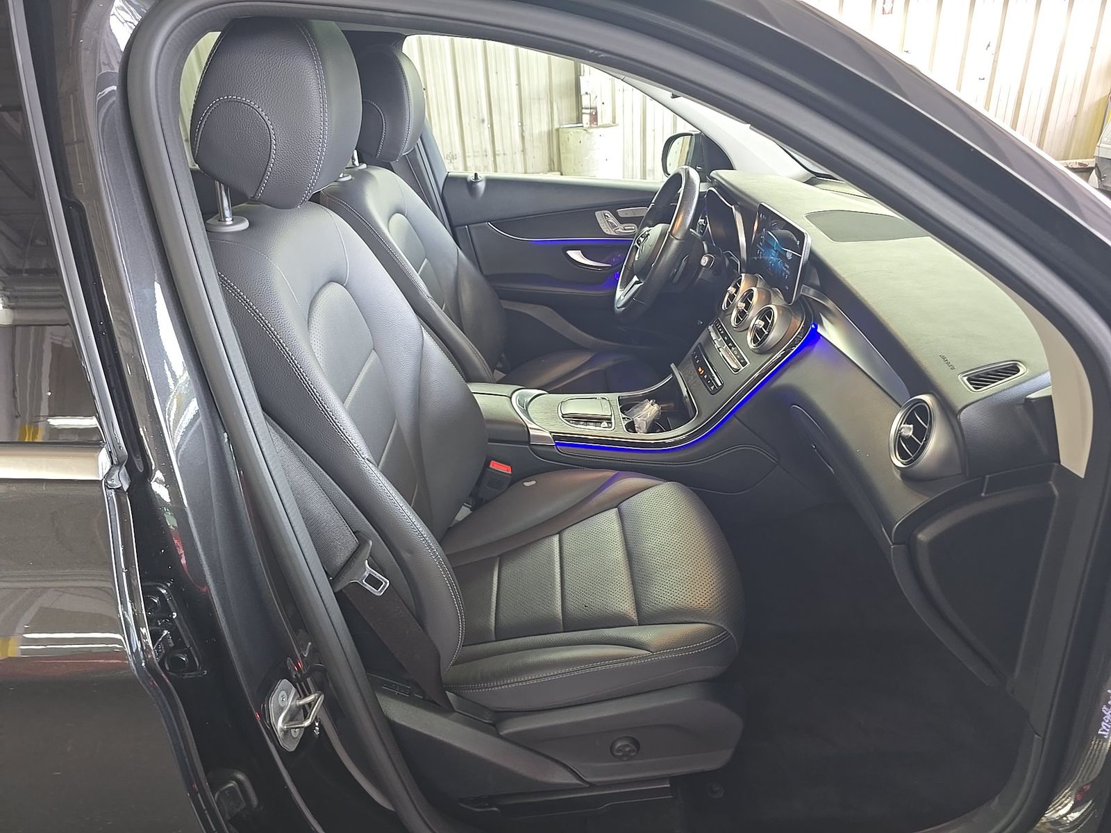 2021 Mercedes-Benz GLC GLC 300 RWD