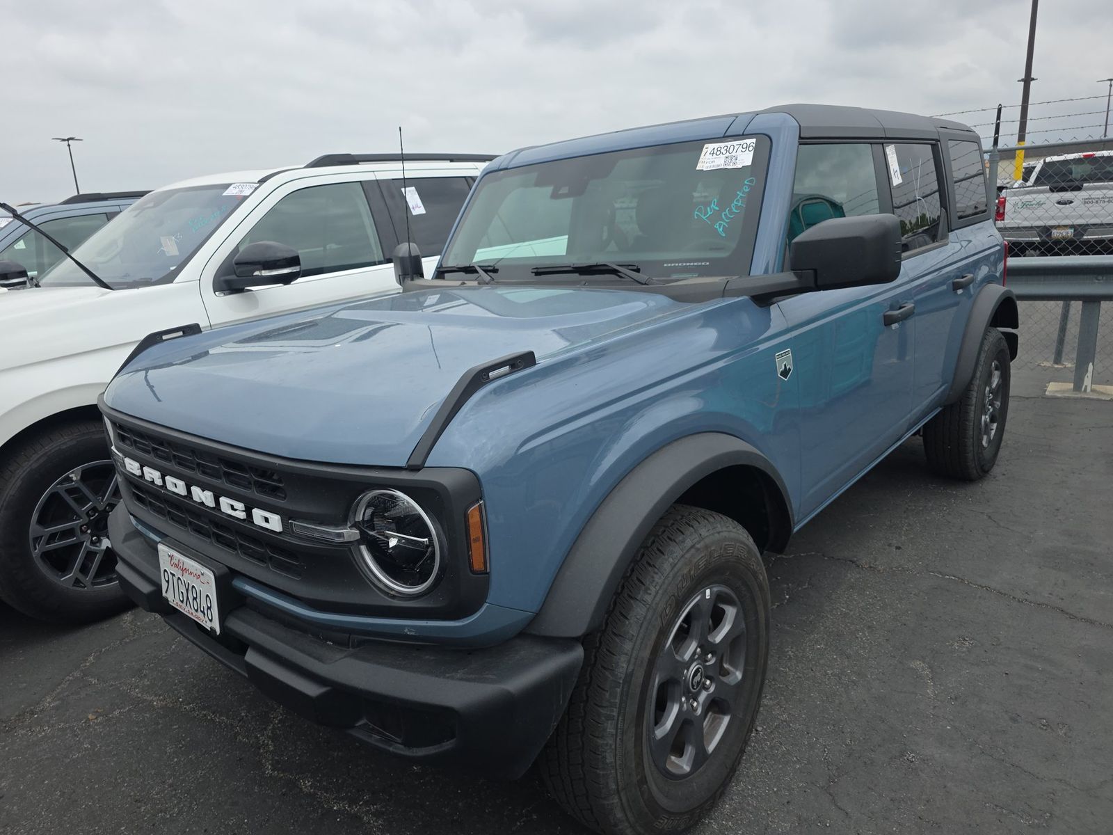 FORD BRONCO - 1