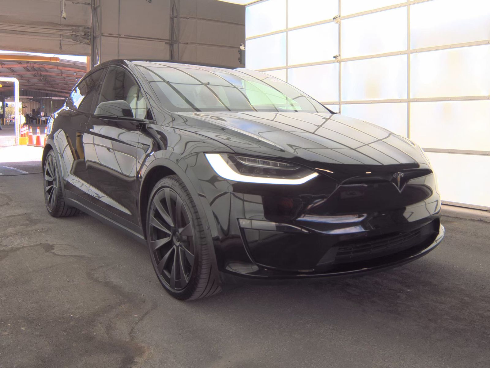 TESLA MODEL X - 5