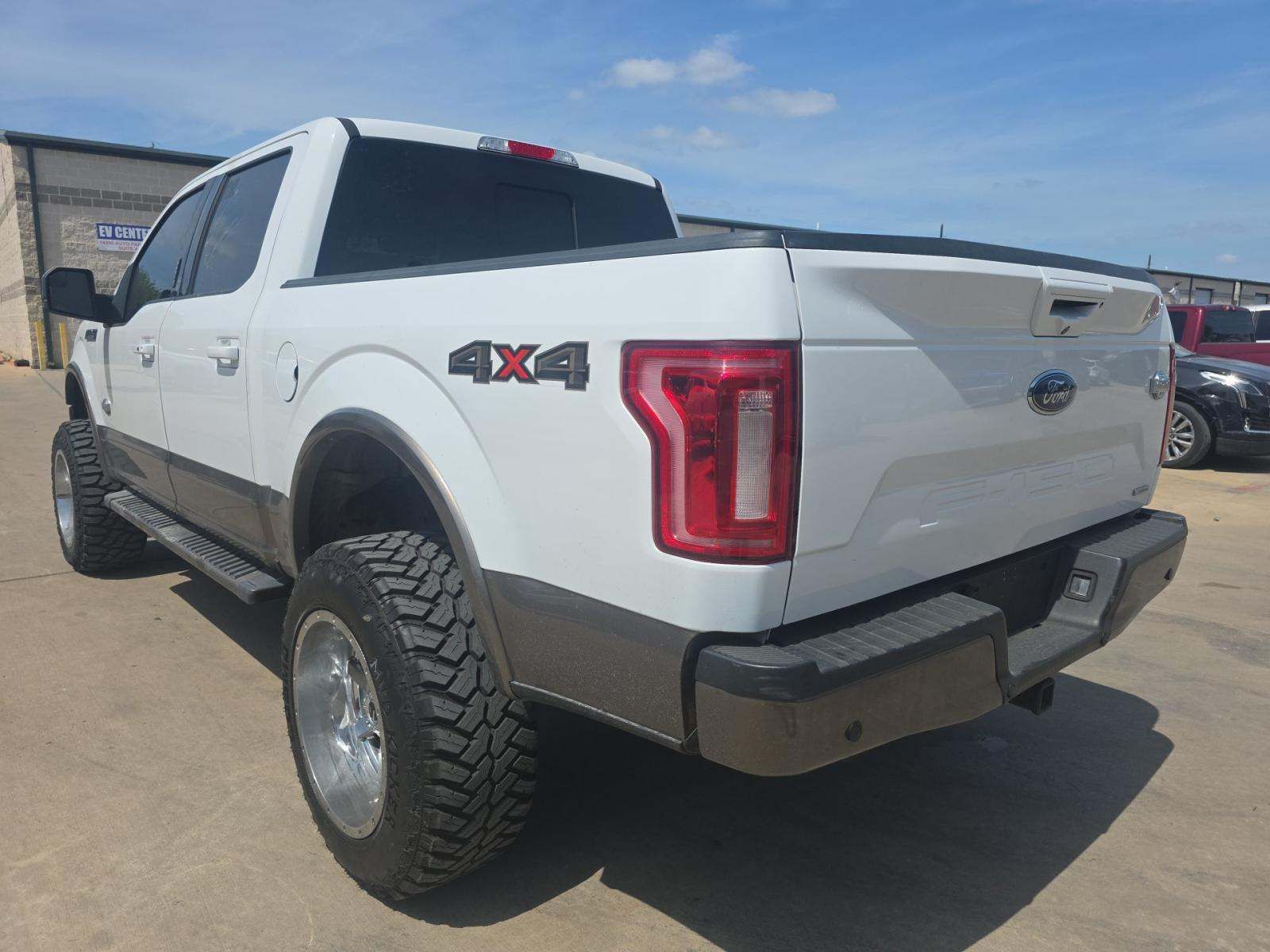 FORD F-150 - 4