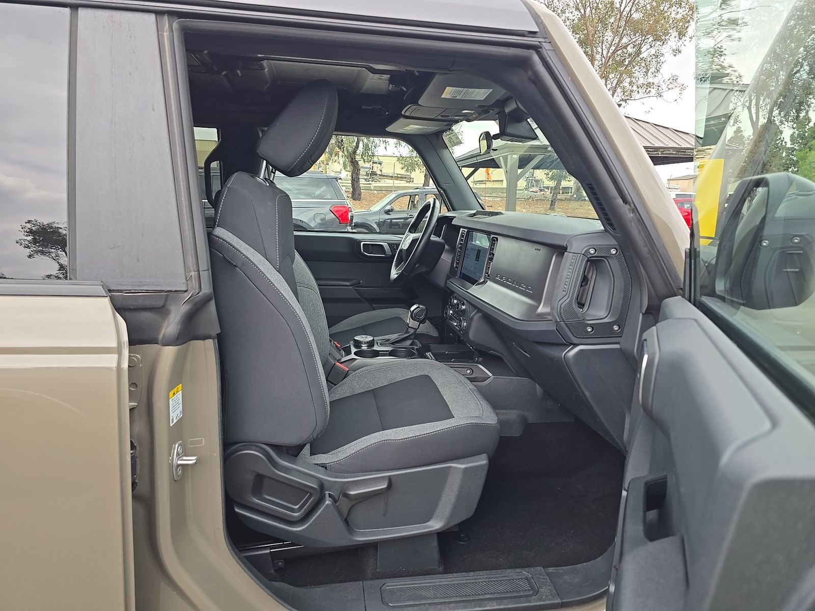 FORD BRONCO - 9