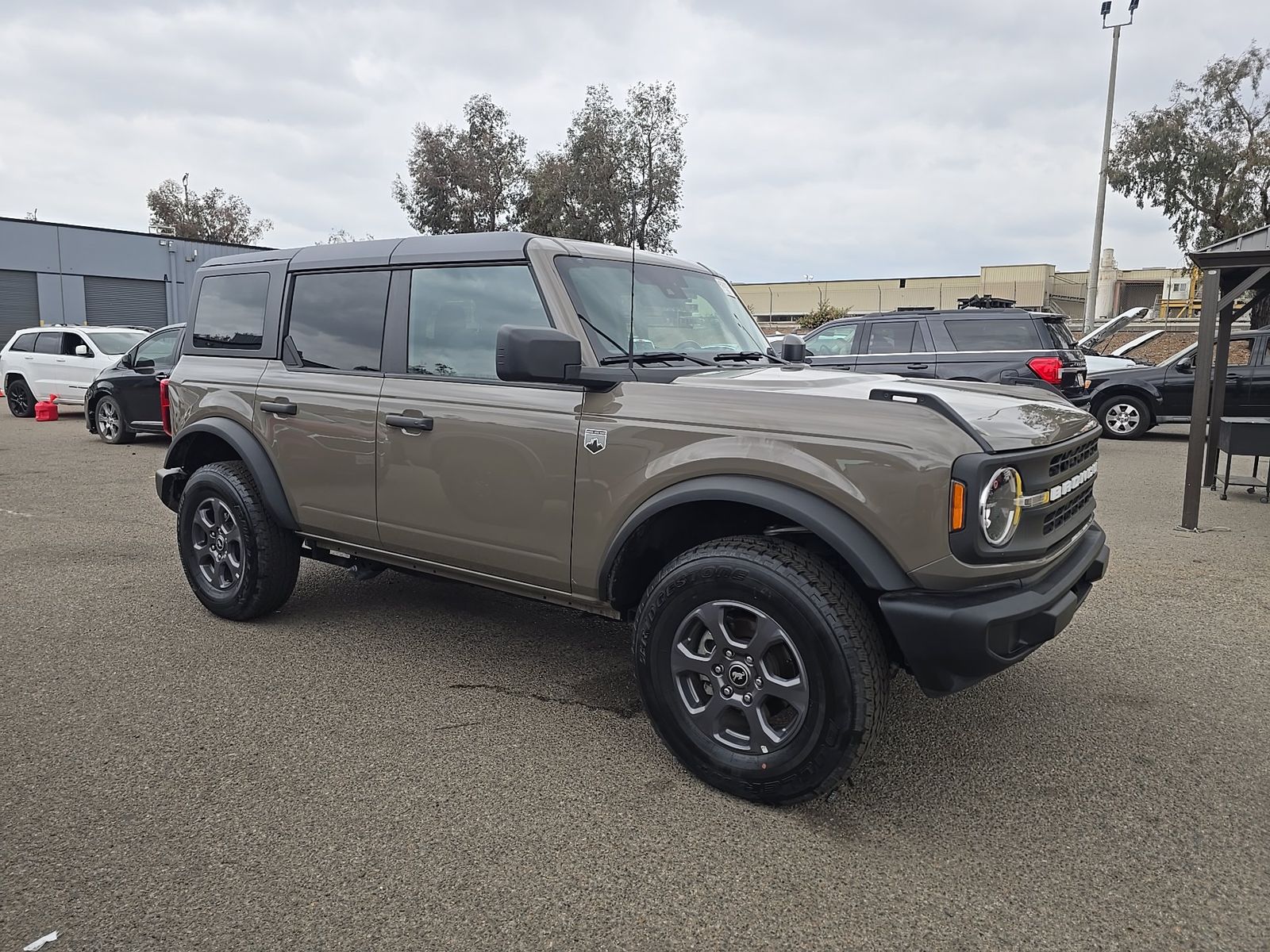 FORD BRONCO - 4
