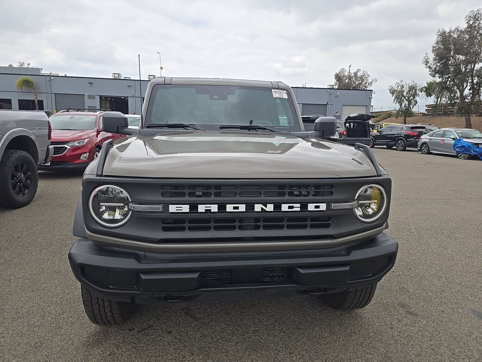 FORD BRONCO - 3