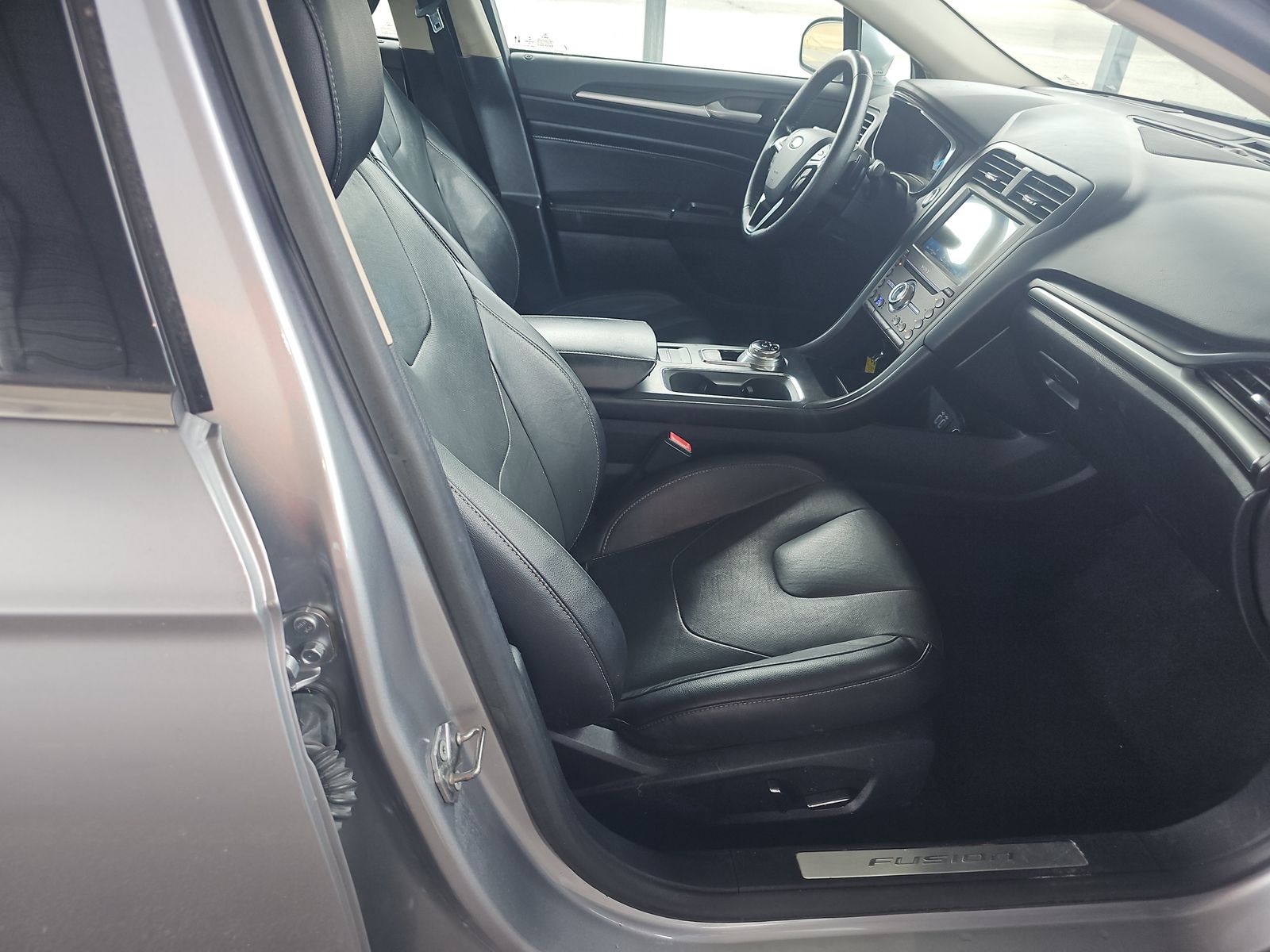 FORD FUSION - 9