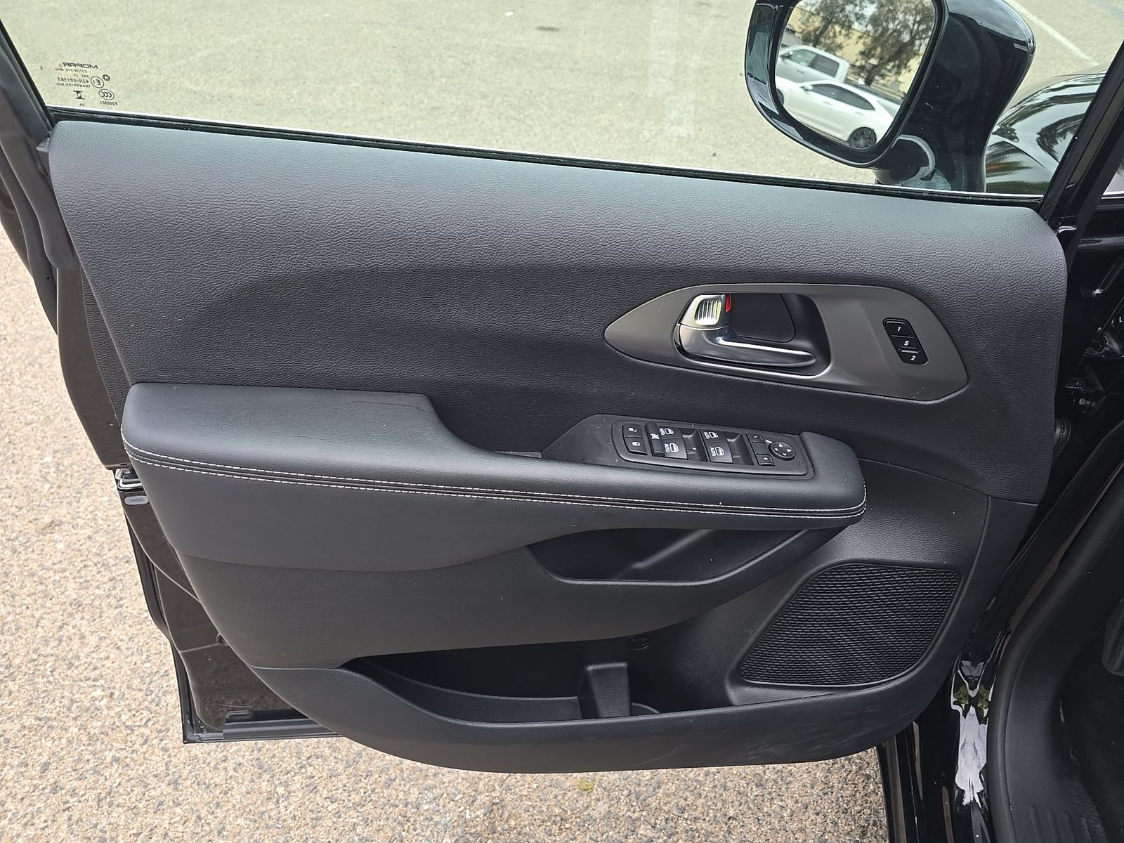 2025 Chrysler Pacifica Select FWD