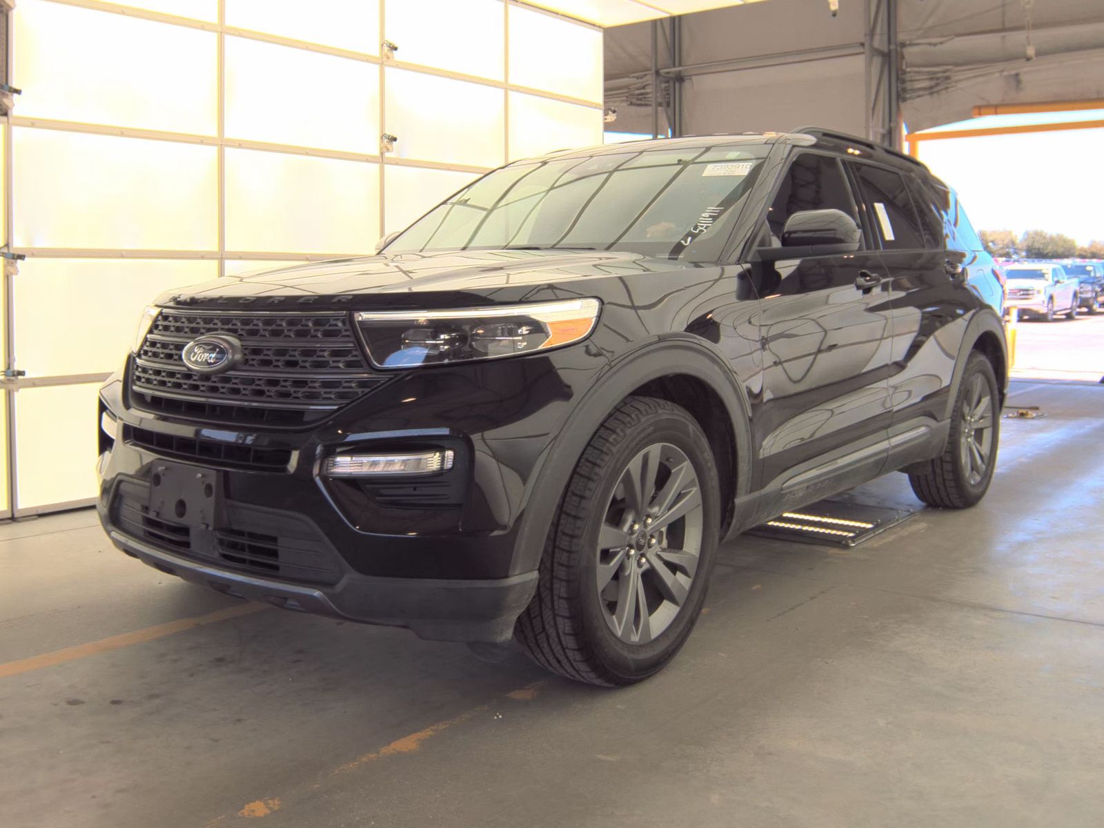 FORD EXPLORER - 1