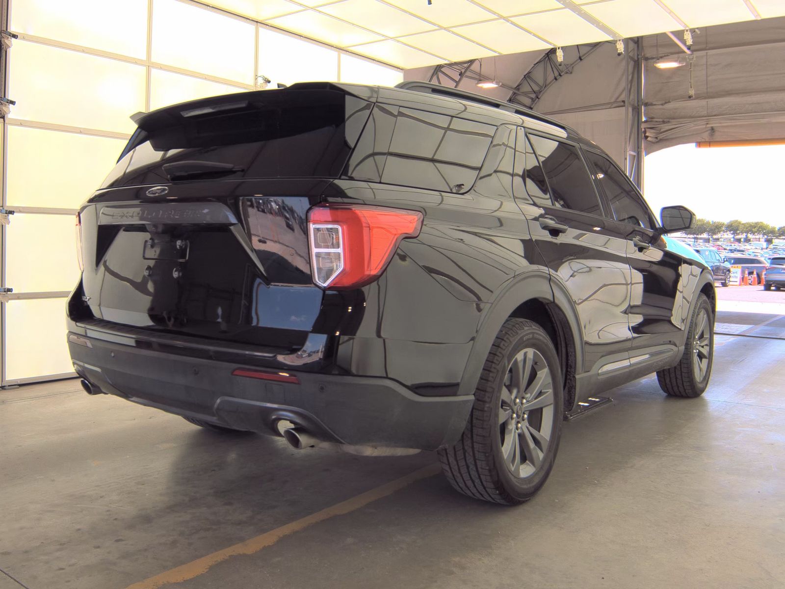 FORD EXPLORER - 6