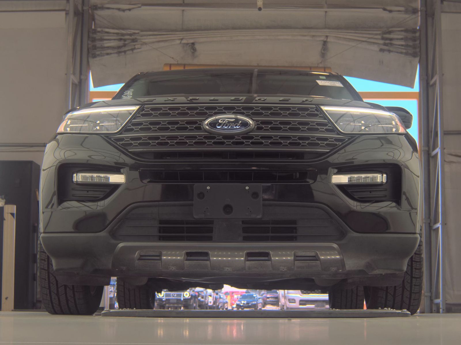 FORD EXPLORER - 4