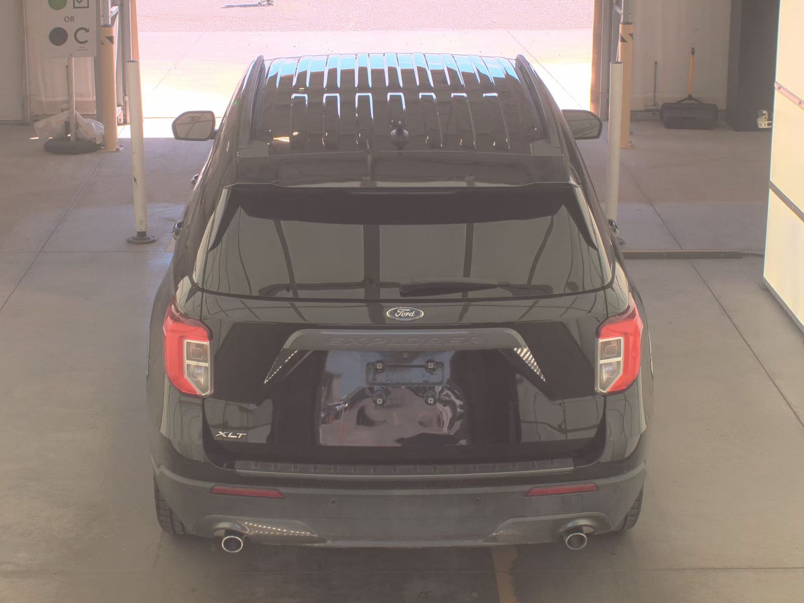 FORD EXPLORER - 7