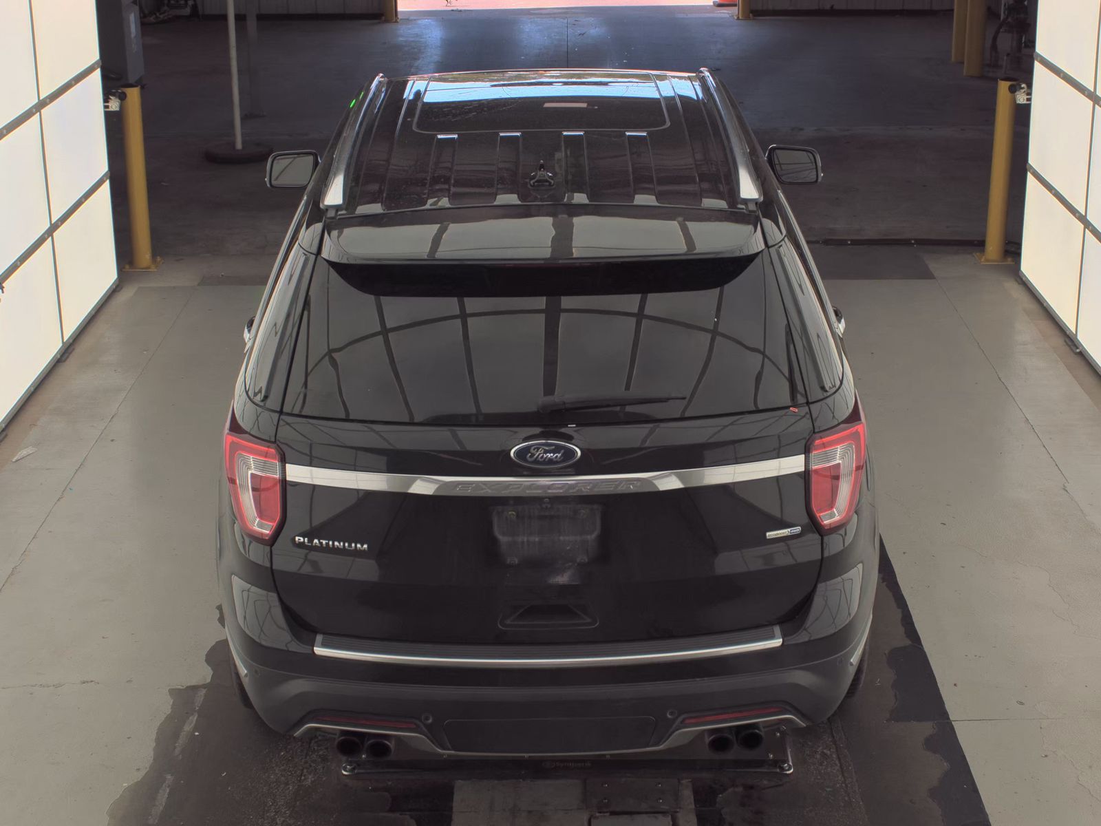 FORD EXPLORER - 7