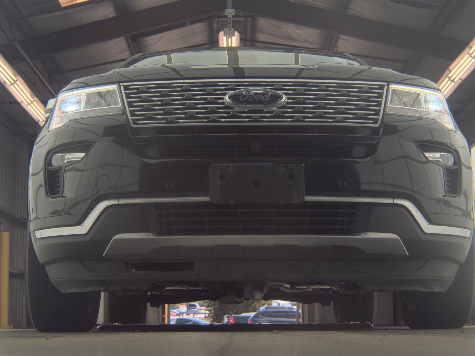 FORD EXPLORER - 4