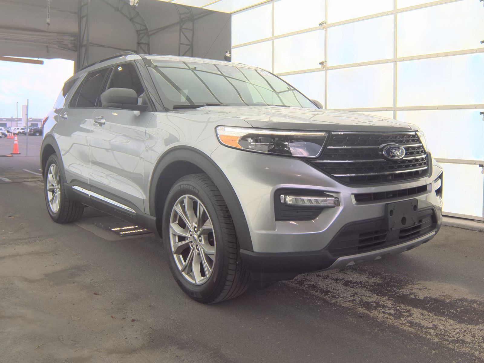 FORD EXPLORER - 5