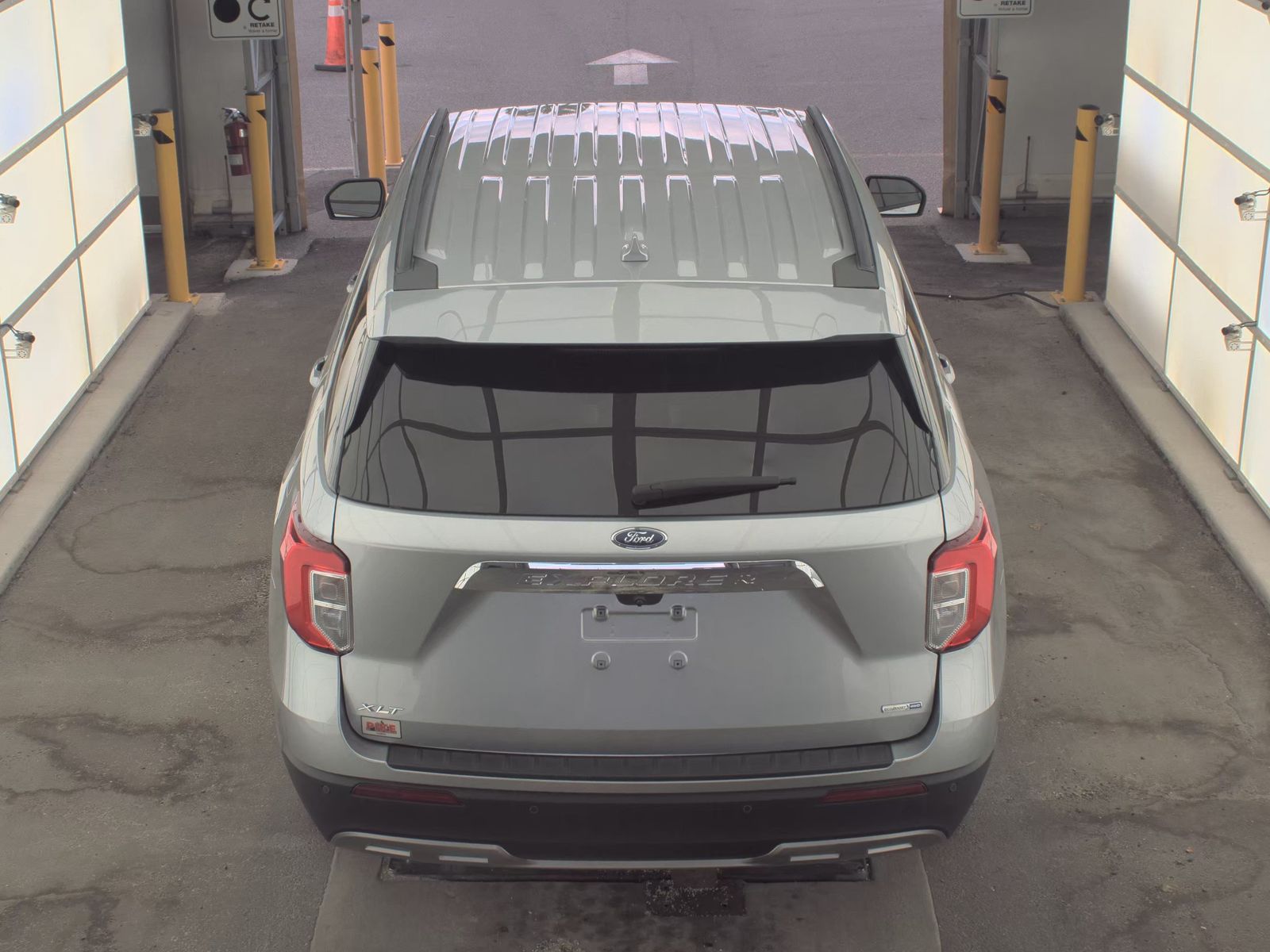 FORD EXPLORER - 7