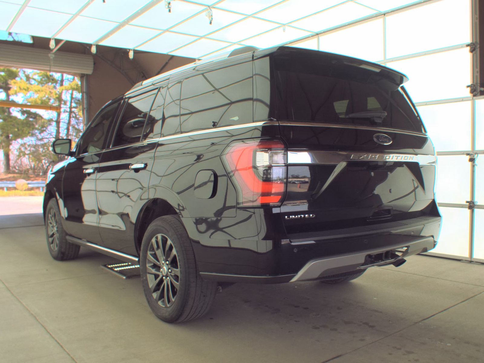 FORD EXPEDITION - 9