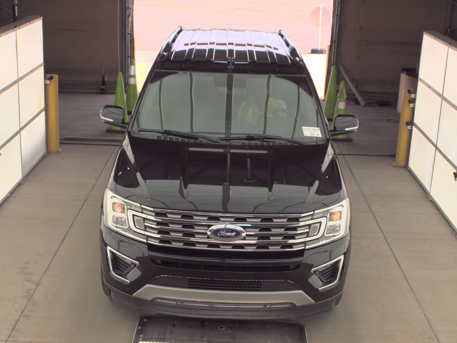 FORD EXPEDITION - 3