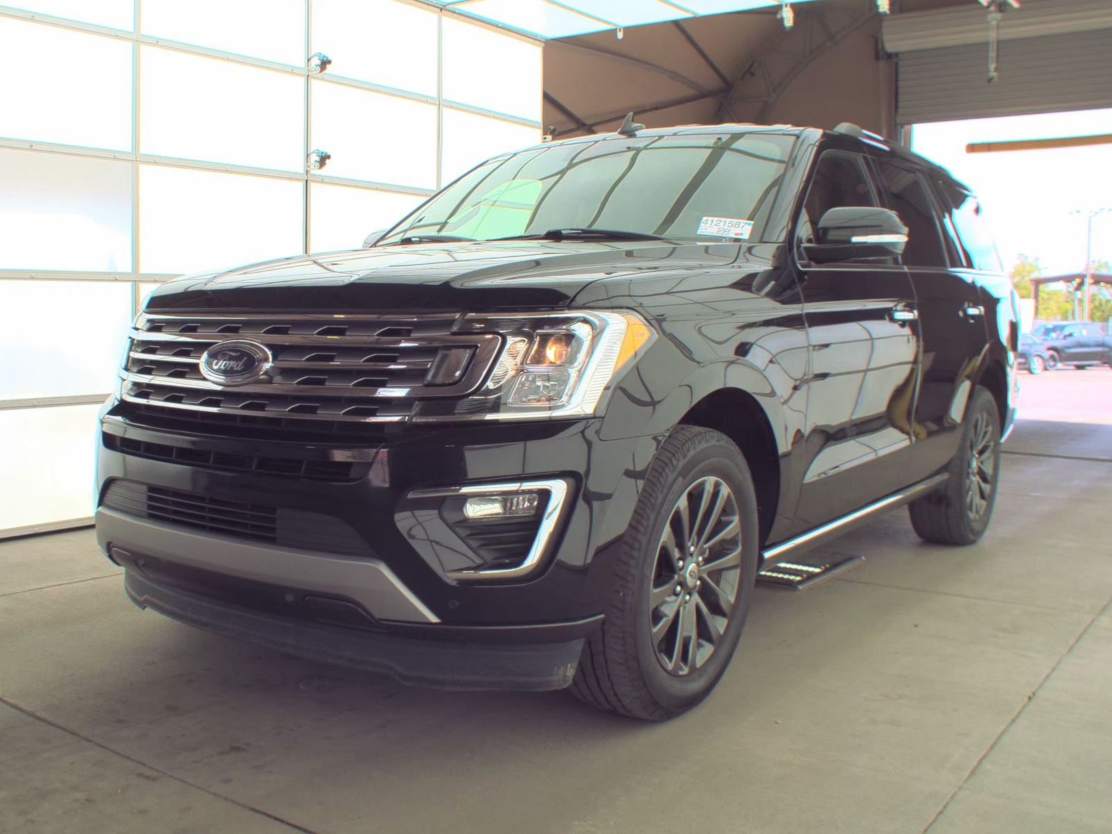 FORD EXPEDITION - 1