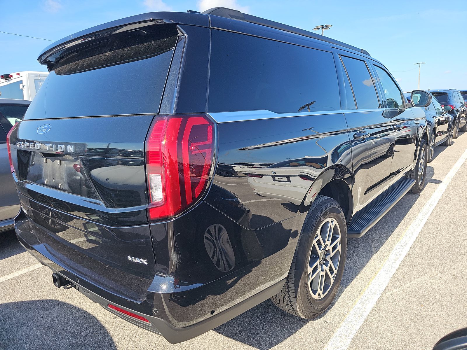 FORD EXPEDITION MAX - 5