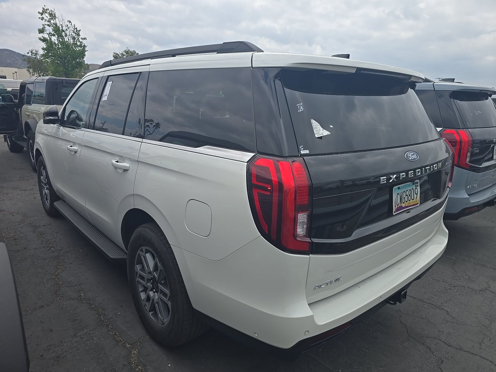 FORD EXPEDITION - 7