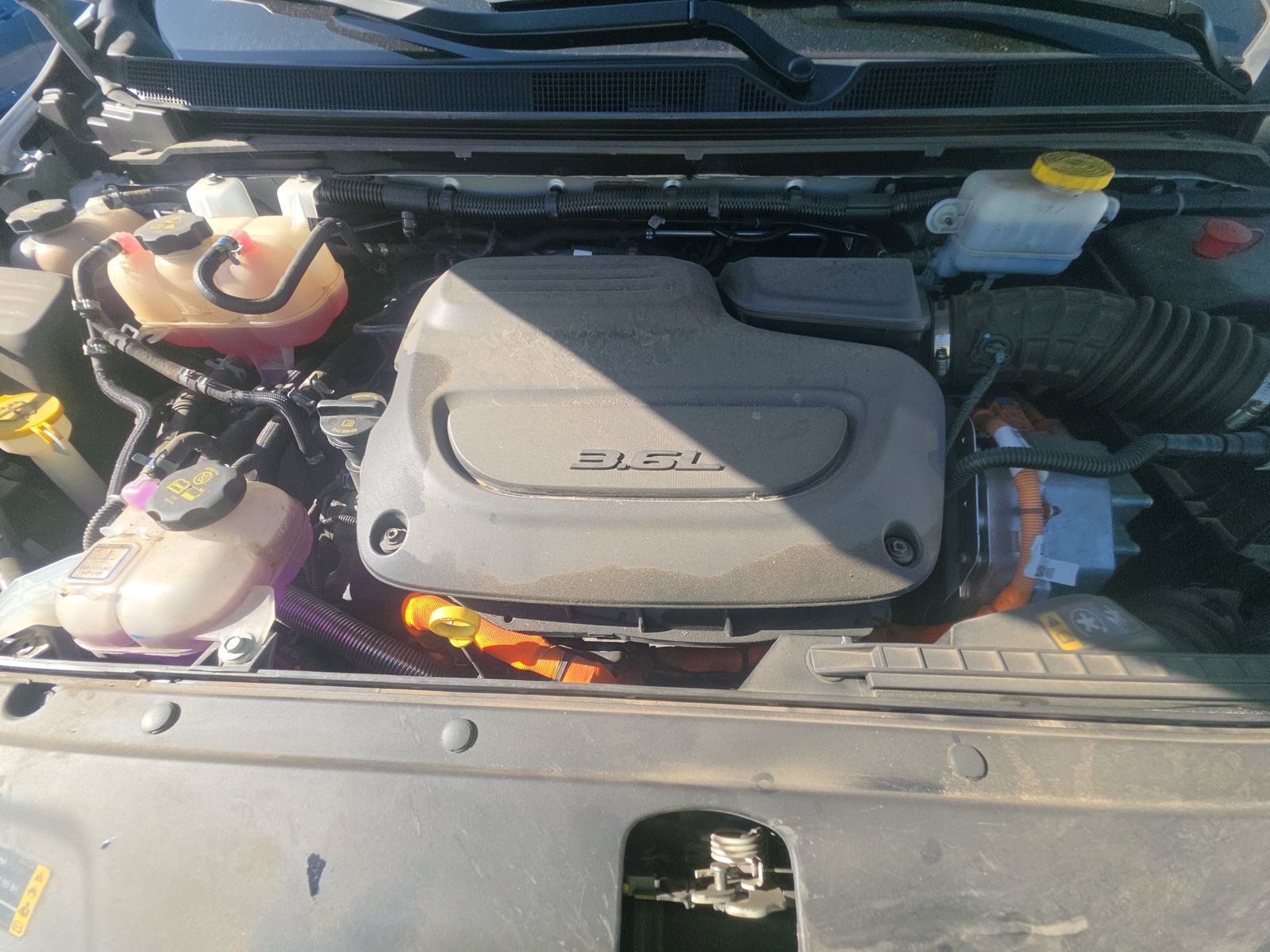 2024 Chrysler Pacifica Hybrid Select FWD