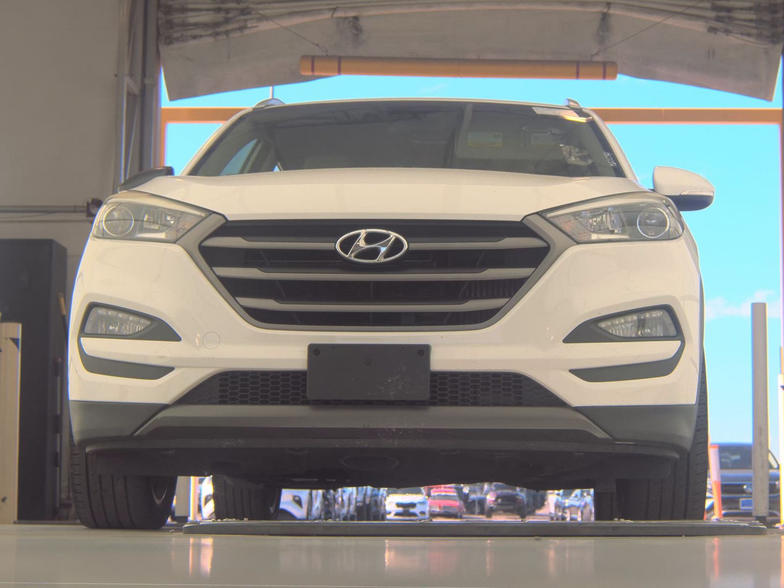 HYUNDAI TUCSON - 4
