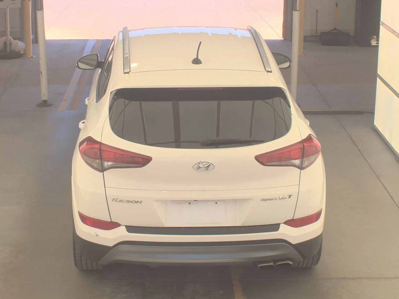 HYUNDAI TUCSON - 7