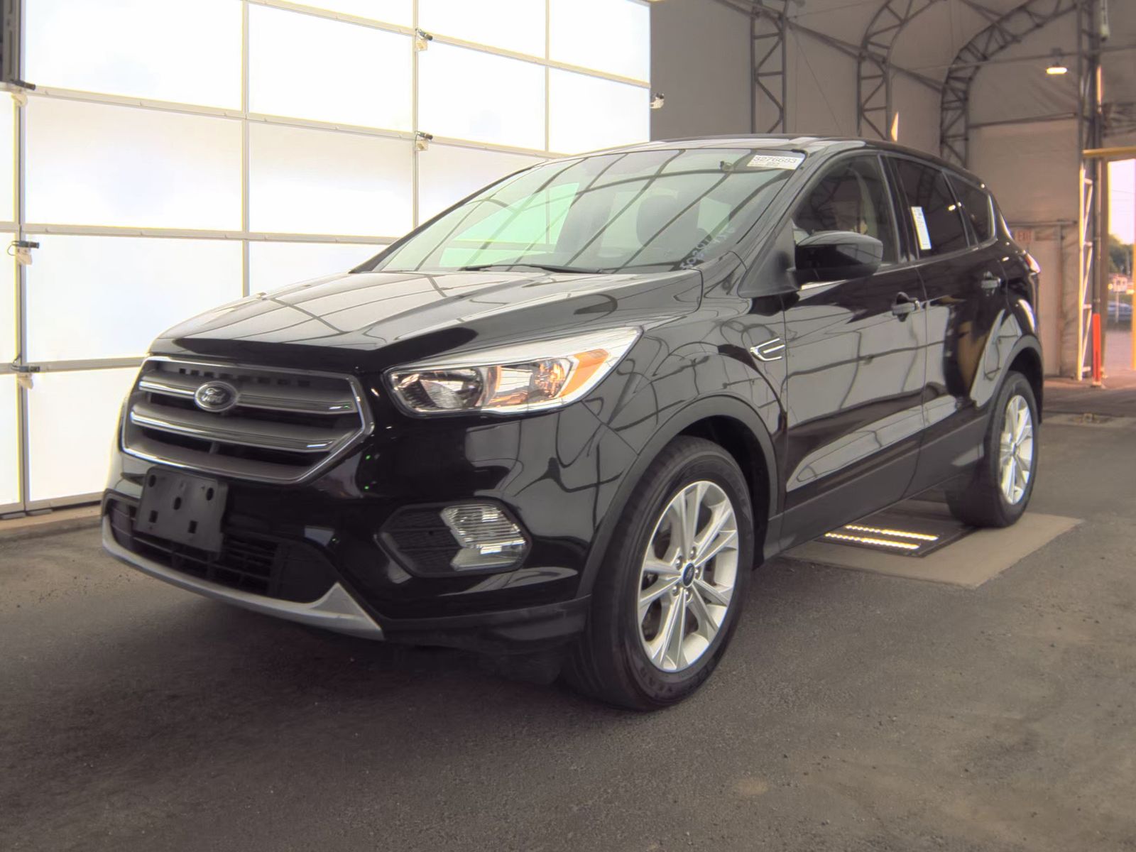 FORD ESCAPE - 1